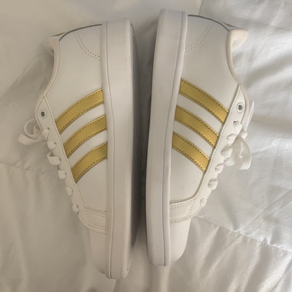 Adidas originals gold stripe - Picture 4 of 7